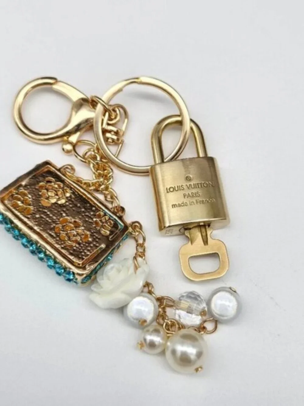 Louis Vuitton Gold Padlock 🔒 Key Set Authentic LV w/ Unbranded Keychain